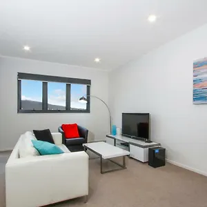 Iq Smart 704 Braddon Act Apartment Canberra